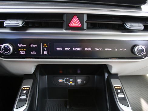 New 2026 Kia Sorento S w/ S Panoramic Sunroof Package image 38