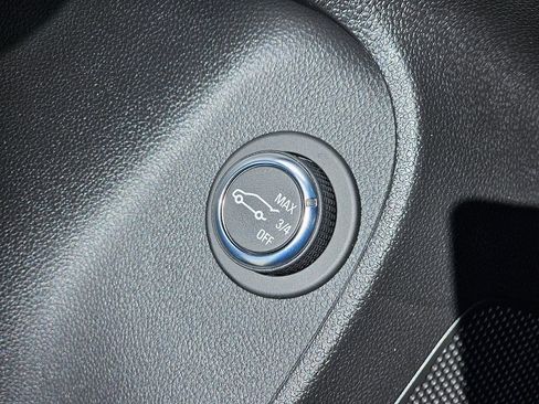 Used 2026 Buick Envista Avenir image 29