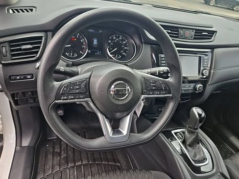 Used 2020 Nissan Rogue S AWD/4WD image 13
