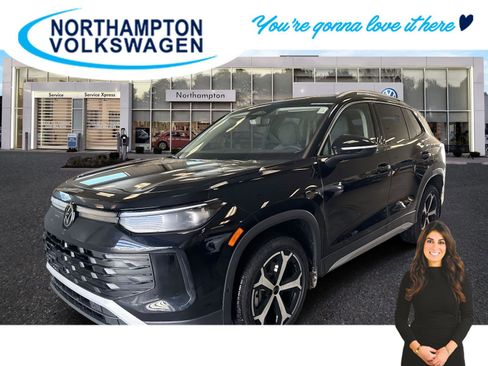 New 2026 Volkswagen Tiguan SE image 1