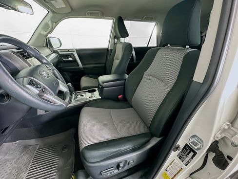 Used 2022 Toyota 4Runner SR5 image 13