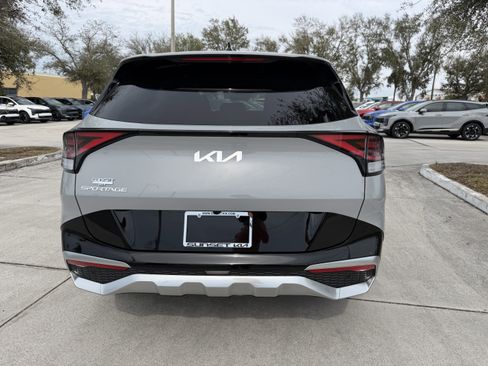 Certified 2023 Kia Sportage SX image 5