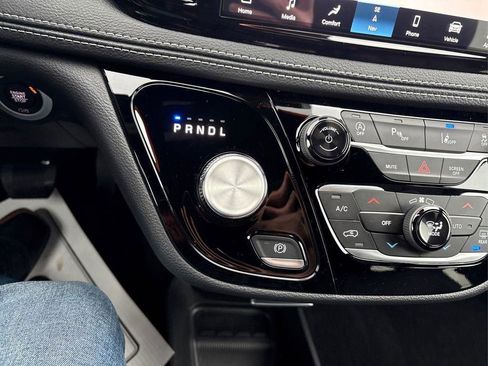 New 2026 Chrysler Pacifica Select FWD image 27