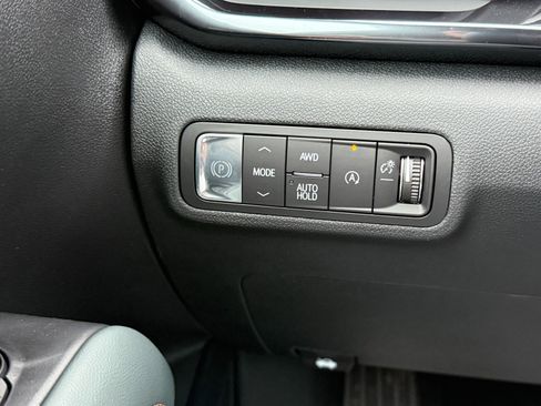 New 2026 GMC Terrain AT4 w/ LPO, Floor Liner Package AWD/4WD image 29