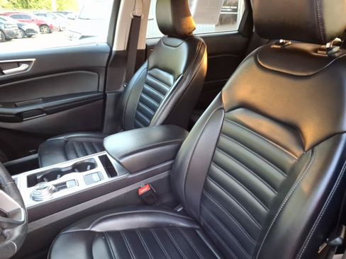 Certified 2024 Ford Edge SEL AWD/4WD image 12
