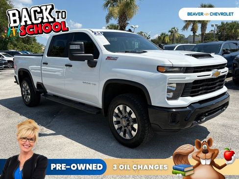 Used 2024 Chevrolet Silverado 2500 Custom w/ Custom Value Package AWD/4WD image 9