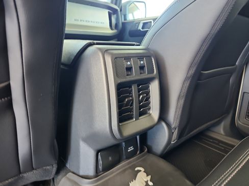 New 2026 Ford Bronco Outer Banks w/ Sasquatch Package AWD/4WD image 17