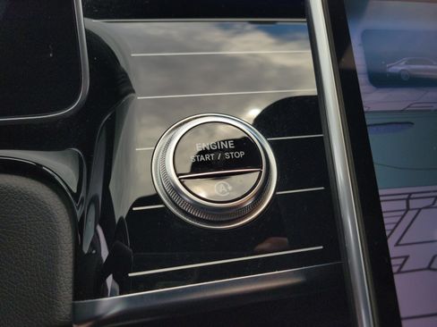 Used 2024 Mercedes-Benz S 580 4MATIC Sedan image 35