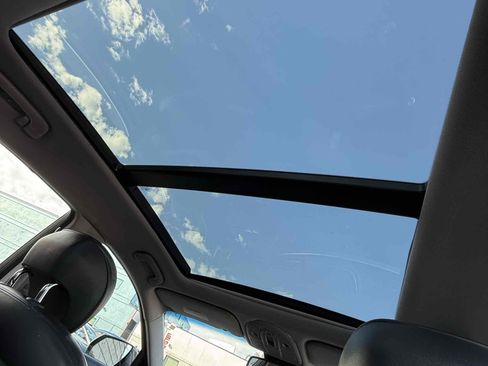 Used 2016 Hyundai Genesis 3.8 w/ Option Group 04 image 7