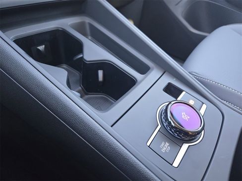 New 2026 Volkswagen Tiguan SE image 16