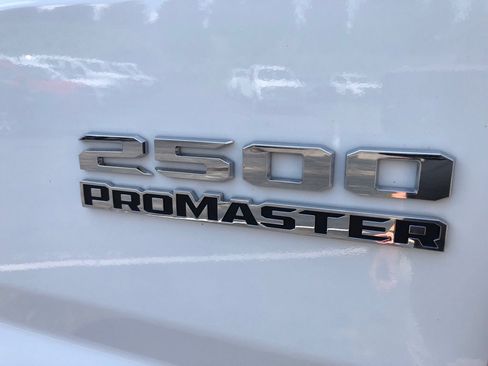 Used 2025 RAM ProMaster 2500 w/ U-Haul Equipment Group FWD image 16