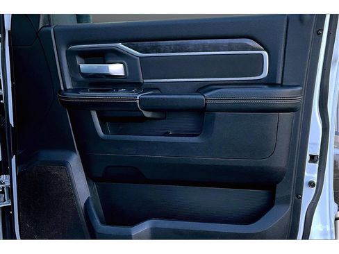 Certified 2024 RAM 3500 Big Horn AWD/4WD image 21