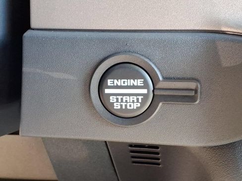 New 2026 Ford Bronco Outer Banks w/ Sasquatch Package AWD/4WD image 24