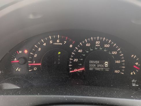 Used 2009 Toyota Camry LE FWD image 10