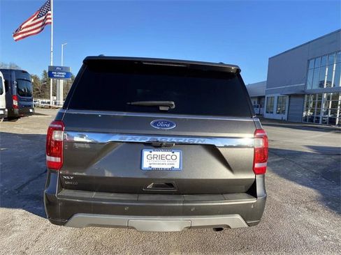 Used 2021 Ford Expedition XLT image 4