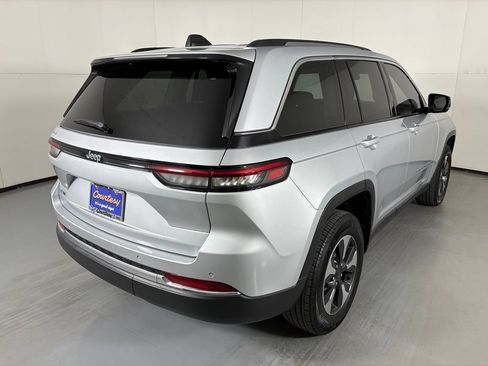 Used 2022 Jeep Grand Cherokee Limited 4xe AWD/4WD image 8
