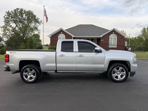 Used 2017 Chevrolet Silverado 1500 LT w/ All Star Edition AWD/4WD image 7