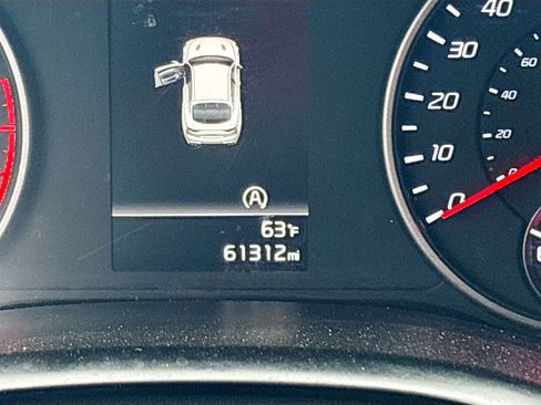 Used 2022 Kia Stinger GT-Line RWD image 12