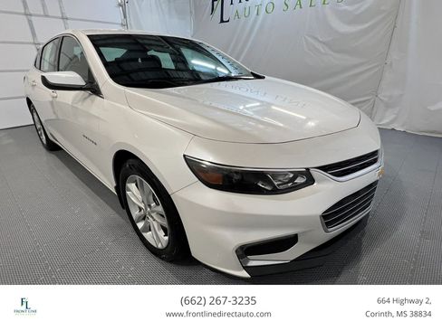 Used 2018 Chevrolet Malibu LT FWD image 1