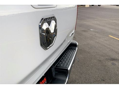 Used 2023 RAM 1500 Laramie AWD/4WD image 32