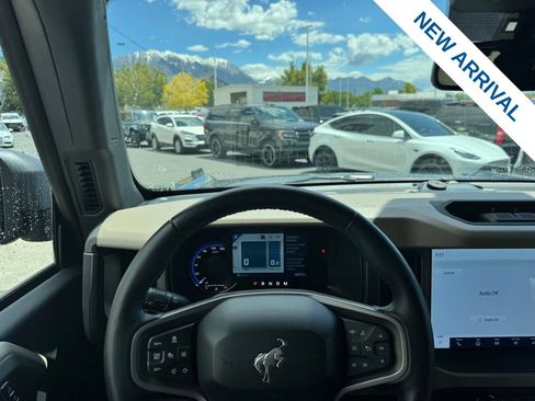 Used 2024 Ford Bronco Wildtrak AWD/4WD image 19