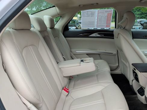 Used 2016 Lincoln MKZ w/ Equipment Group 300A Reserve FWD image 35