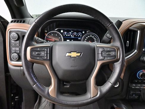 Used 2022 Chevrolet Silverado 2500 High Country w/ Z71 Off-Road Package AWD/4WD image 16
