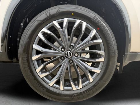 New 2026 Nissan Rogue Platinum image 32