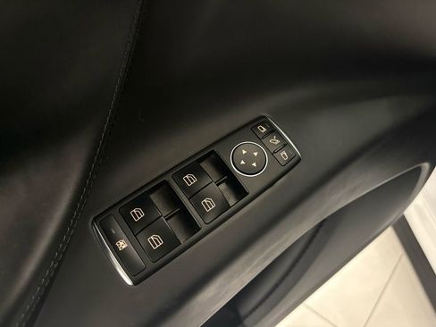 Used 2021 Tesla Model X Performance image 26