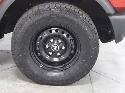 Used 2023 Ford Bronco 4-Door AWD/4WD image 16