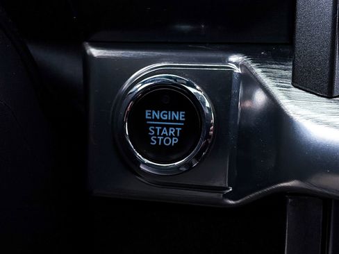 Used 2023 Ford F150 Lariat w/ Equipment Group 502A High image 25