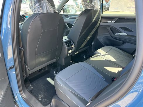 New 2026 Volkswagen Tiguan SE R-Line AWD/4WD image 19