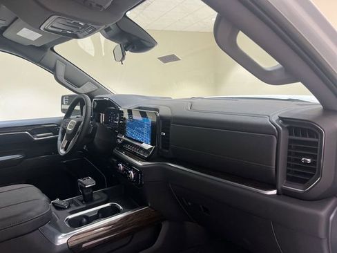 New 2026 GMC Sierra 1500 Elevation w/ X31 Off-Road Package AWD/4WD image 25