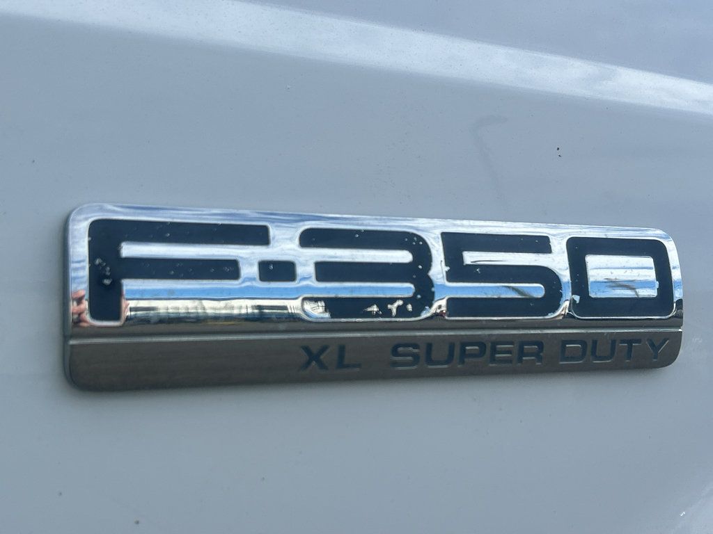 Used 2005 Ford F350 XLT RWD image 11