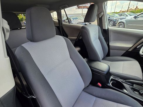 Used 2013 Toyota RAV4 LE FWD image 23
