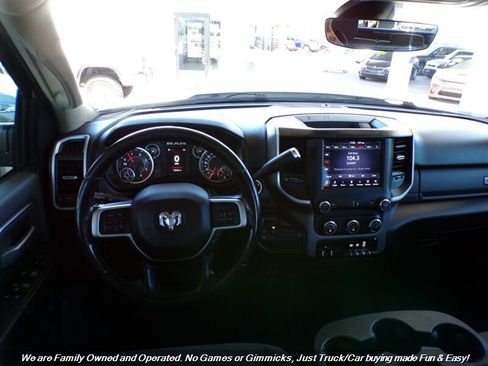 Used 2020 RAM 2500 Big Horn w/ Level 1 Equipment Group AWD/4WD image 39