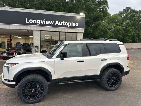 Used 2025 Lexus GX 550 AWD/4WD image 1