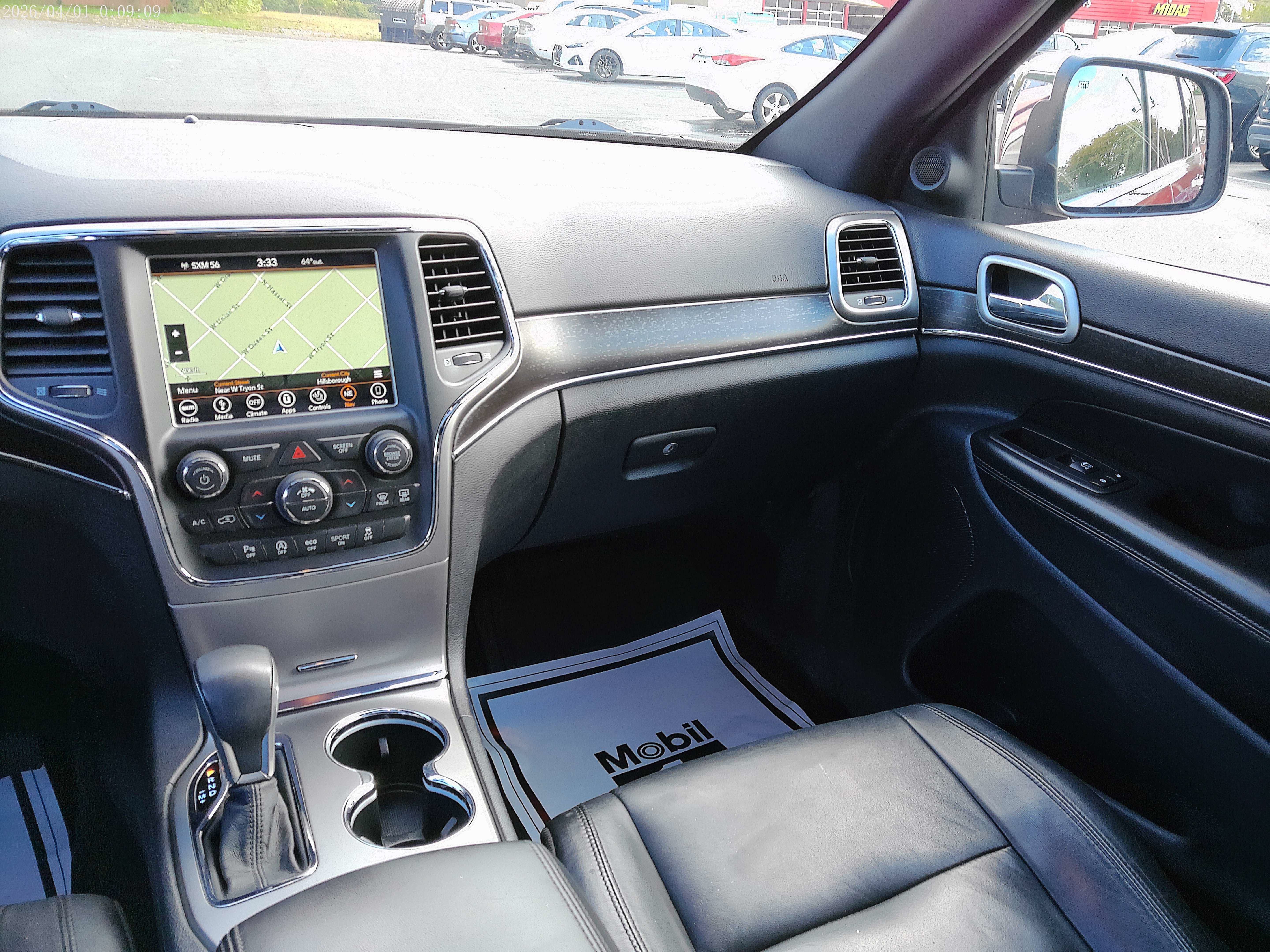 Used 2018 Jeep Grand Cherokee Limited AWD/4WD image 24