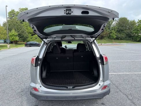 Used 2018 Toyota RAV4 LE w/ All Weather Liner Package AWD/4WD image 11