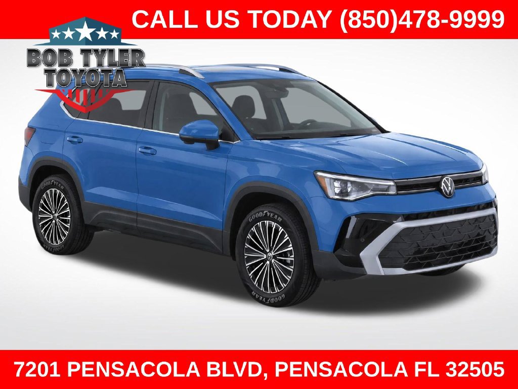 Used 2026 Volkswagen Taos SE FWD image 1