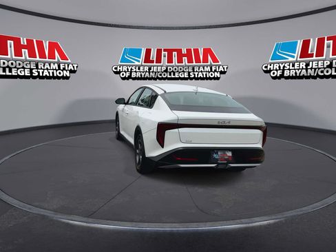 Used 2025 Kia K4 FWD image 7
