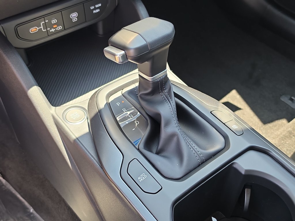 New 2026 Kia K4 FWD image 25