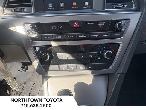 Used 2017 Hyundai Sonata SE FWD image 26