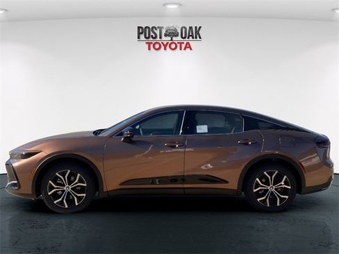 New 2026 Toyota Crown image 4