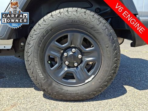 Used 2024 Jeep Wrangler Unlimited Sport AWD/4WD image 8