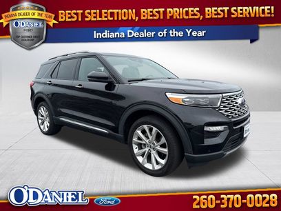 Used 2024 Ford Explorer Platinum w/ Technology Package