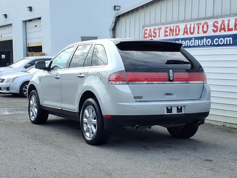 Used 2009 Lincoln MKX AWD image 3