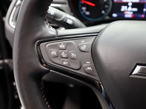 Used 2022 Chevrolet Equinox RS w/ Infotainment Package image 28