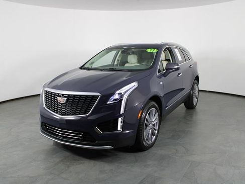 Used 2025 Cadillac XT5 Premium Luxury FWD image 1