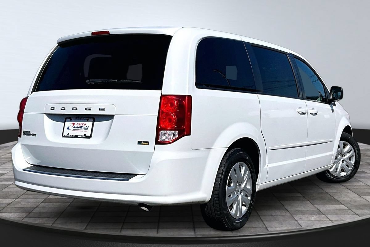 Used 2016 Dodge Grand Caravan SE w/ Quick Order Package 29E SE FWD image 5